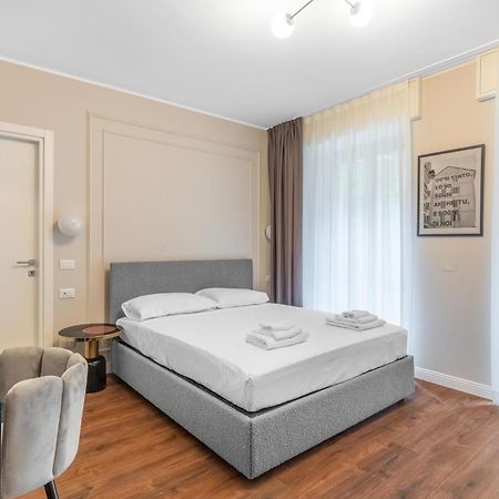 Torriani Suites Foresteria Lombarda Милано Екстериор снимка