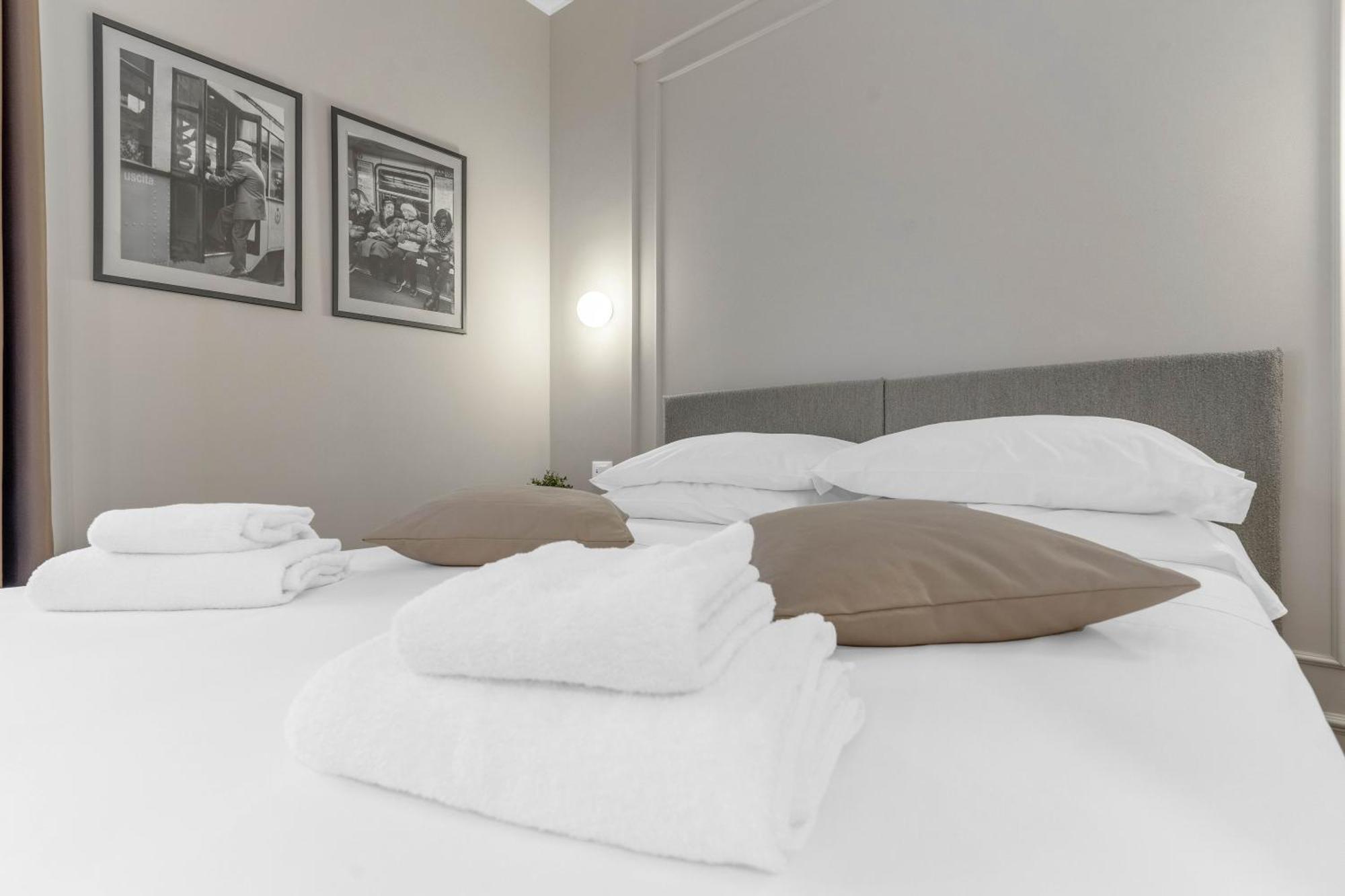 Torriani Suites Foresteria Lombarda Милано Екстериор снимка