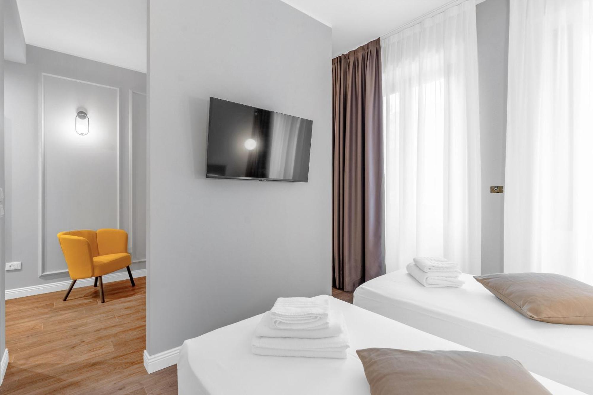 Torriani Suites Foresteria Lombarda Милано Екстериор снимка