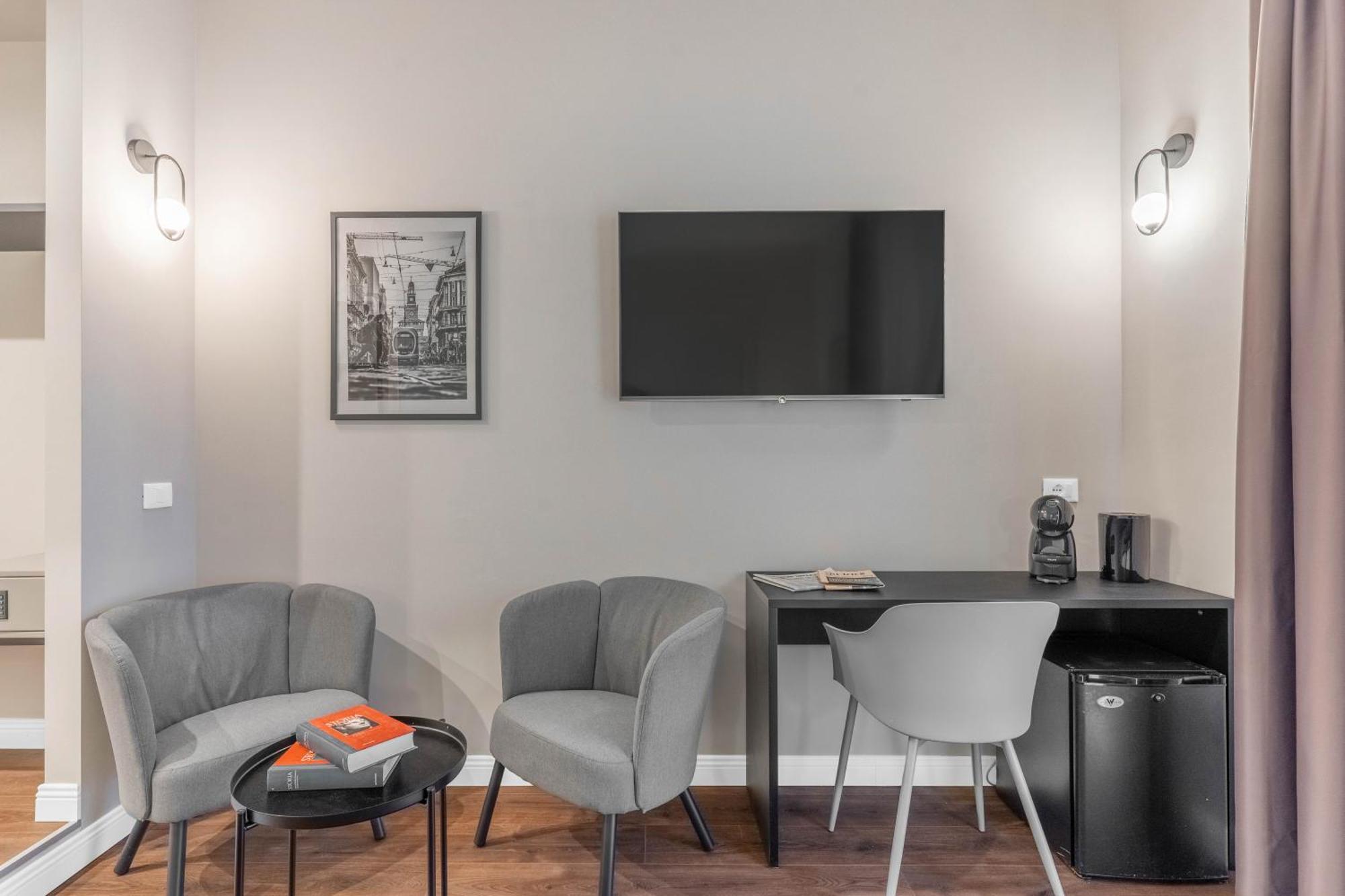 Torriani Suites Foresteria Lombarda Милано Екстериор снимка