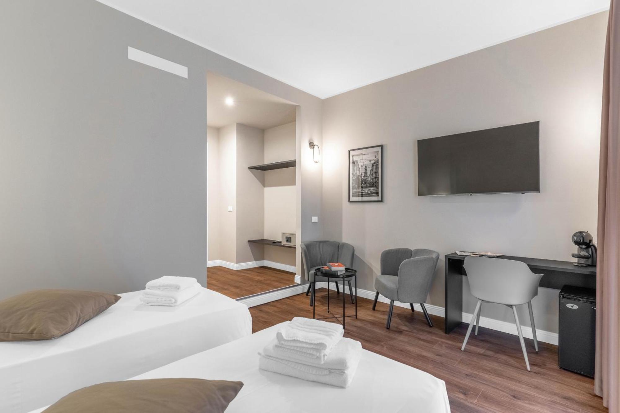 Torriani Suites Foresteria Lombarda Милано Екстериор снимка