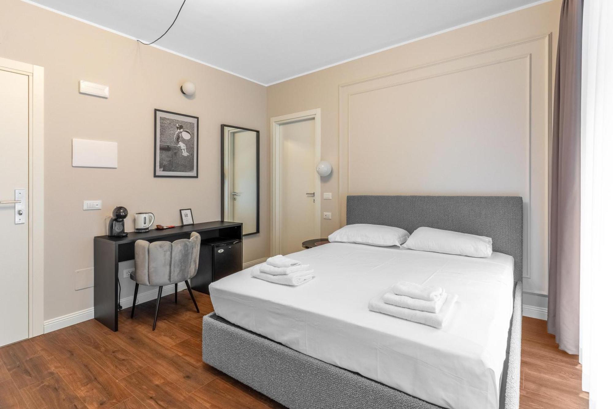 Torriani Suites Foresteria Lombarda Милано Екстериор снимка